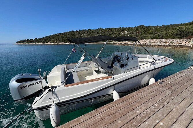 Blue Lagoon and 3 Islands Speedboat Tour from Trogir - Who Is This Tour Best For?