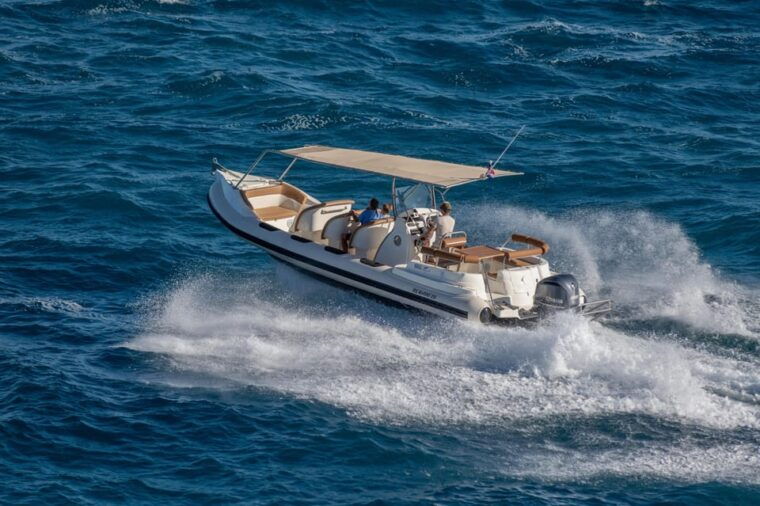blue-lagoon-and-3-islands-speedboat-tour-private-tour