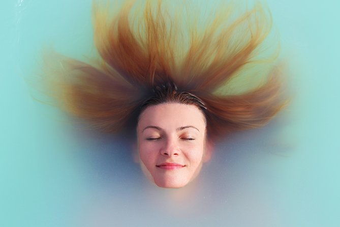 blue-lagoon-and-northern-lights-tour-including-admission