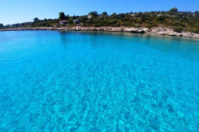 blue-lagoon-and-solta-island-from-split-private-tour