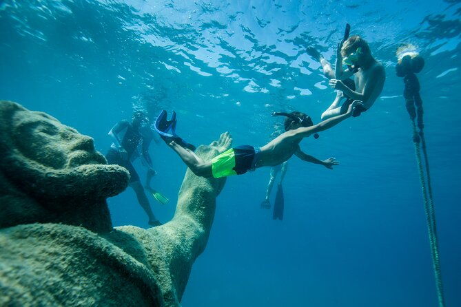 blue-lagoon-boat-tour-with-underwater-museum-and-lunch-included