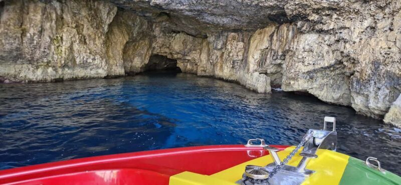 Blue Lagoon: Comino & Crystal Lagoon Private Speedboat Malta - Highlighting the Experience