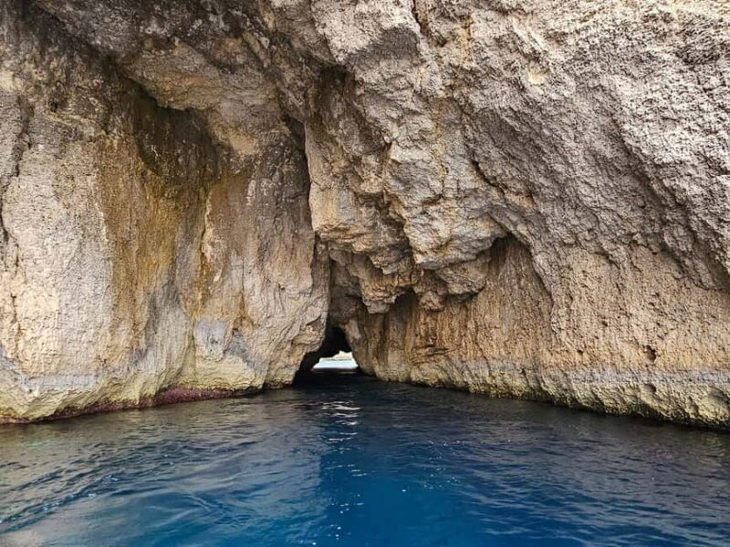 Blue Lagoon: Comino & Crystal Lagoon Private Speedboat Malta - Practical Tips for Your Trip