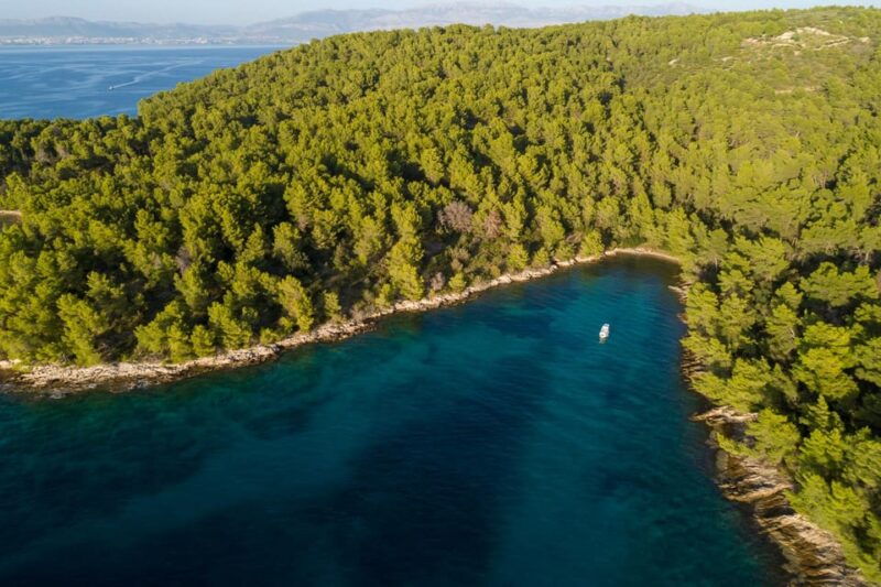 blue-lagoon-half-day-private-boat-tour-2