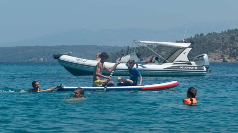 blue-lagoon-hvar-and-pakleni-islands-private-boat-tour
