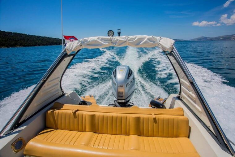 blue-lagoon-hvar-and-pakleni-islands-private-boat-tour