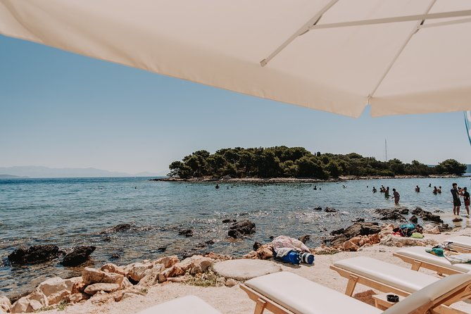 blue-lagoon-maslinica-half-day-tour-from-trogir
