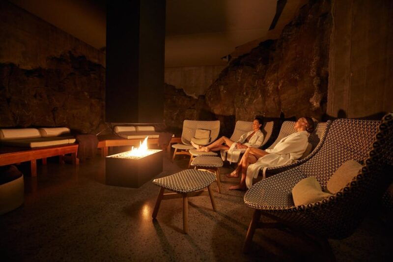 blue-lagoon-retreat-spa-experience-private-changing-suite