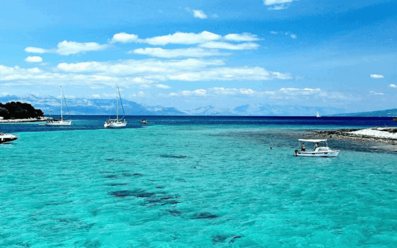 blue-lagoon-three-islands-boat-tour-from-split-with-lunch