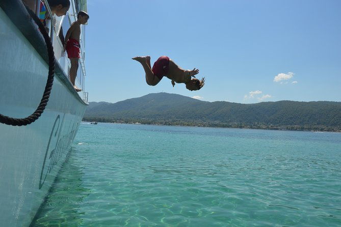 blue-lagoon-vourvourou-lunch-cruise-from-ouranoupolis