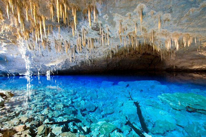 blue-lake-cave