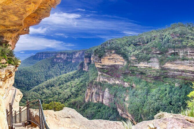 Blue Mountains Day Tour with Scenic World and Wildlife Park Entry - Who Should Consider This Tour?