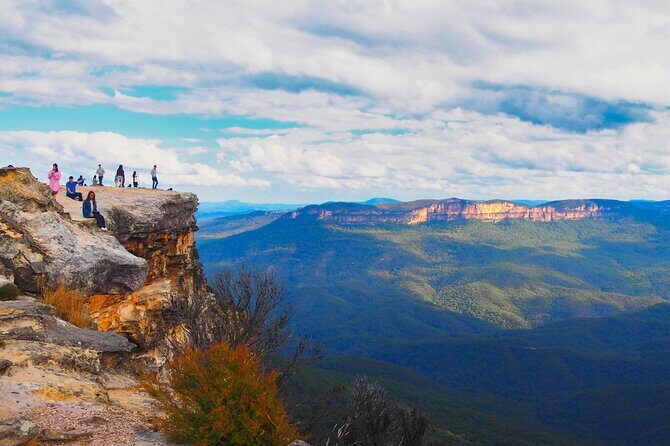 Blue Mountains Day Tour with Wildlife and Scenic World - Transportation and Practical Details