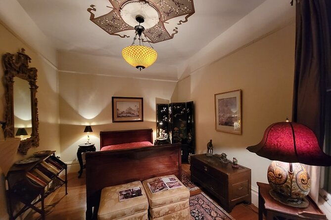 blue-painted-lady-house-tour-interior-guided-tour-by-owner-2