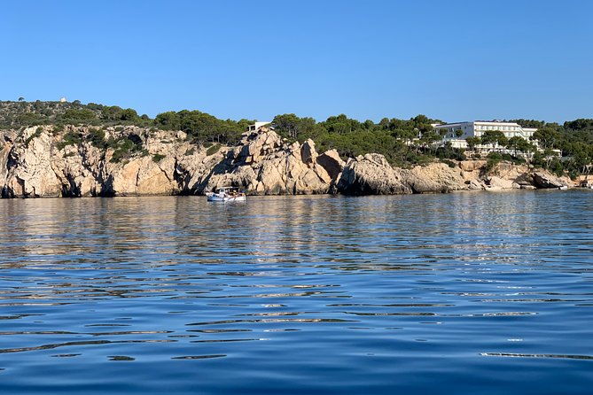 bluemarine-me-license-free-bayliner-element-e5-rental-2