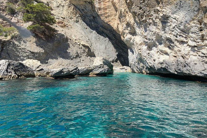 bluemarine-me-license-free-bayliner-element-e5-rental-2