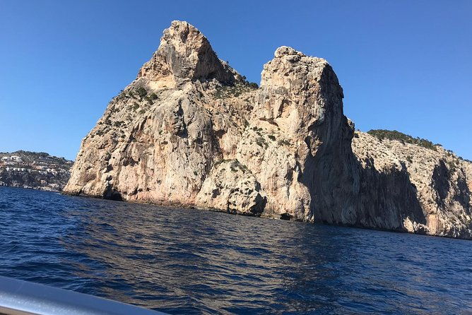 bluemarine-me-license-free-bayliner-element-e5-rental