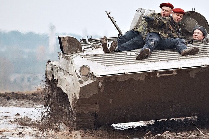 bmp-tank-driving-experience-prague