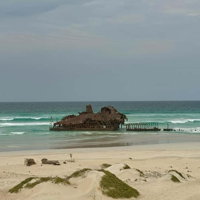 Boa Vista: Odjo d'Mar Lake Hiking Tour with Village Visit - The Itinerary in Detail