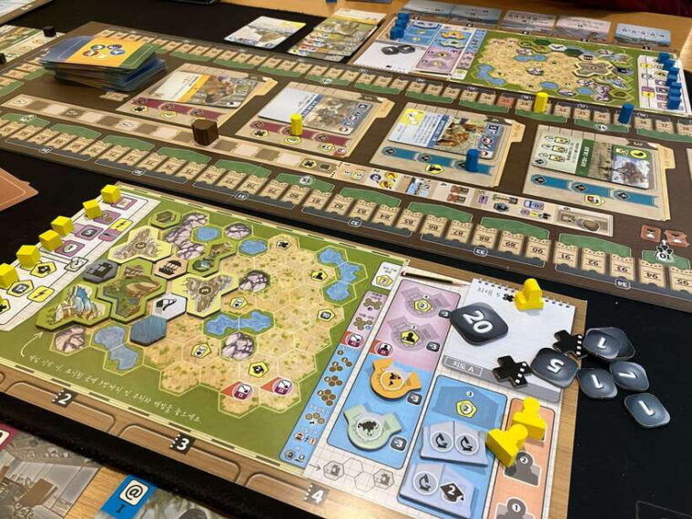 board-game-cafe-with-friendly-guide