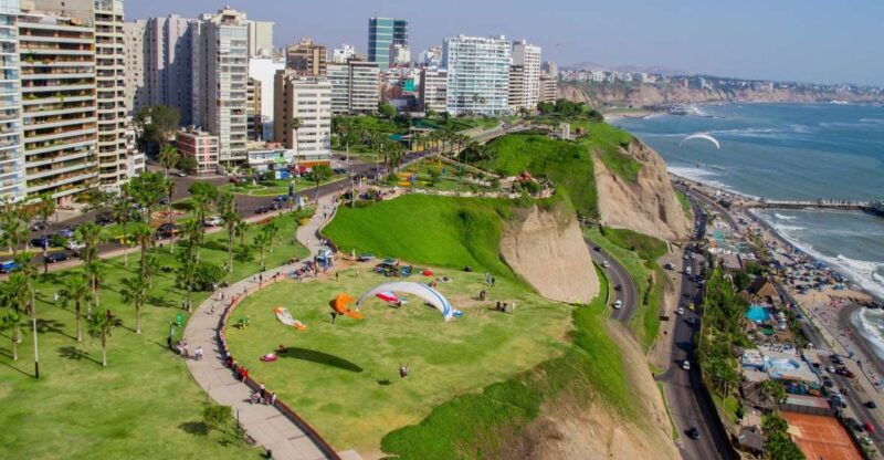 boardwalk-of-barranco-miraflores-gastronomic-experience
