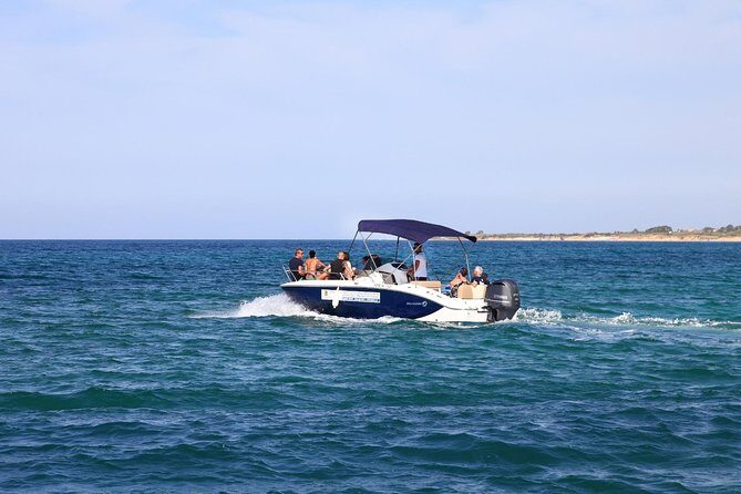 Boat and dinghy rental - Key Points