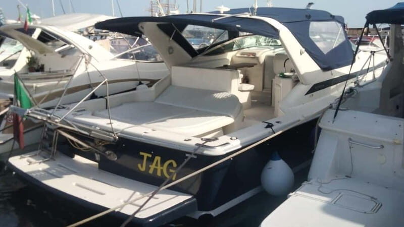 Boat: Boat tour with appetizer and drinks included - An In-Depth Look at the Salento Boat Tour