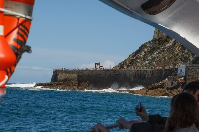 Boat by the Bay and Santa Clara Island in Donostia San Sebastian - FAQs
