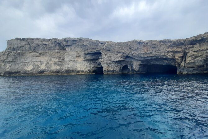 boat-charters-blue-lagoon-crystal-lagoon-comino-malta