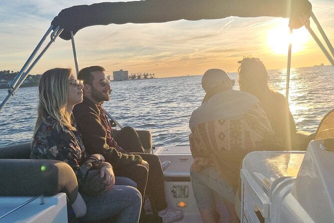 boat-cruise-with-champagne