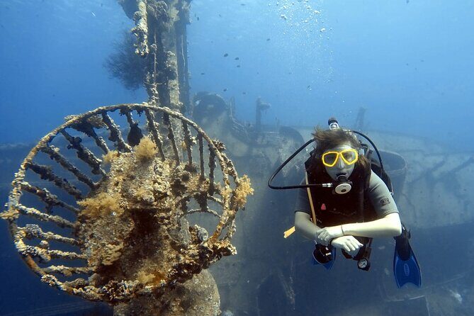Boat Dive 2 Guided Dives with Lunch Included wreck dive&reef dive - Practical Details and Considerations