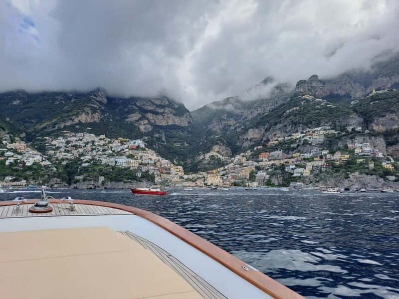 Boat excursion along the Amalfi Coast - Key Points