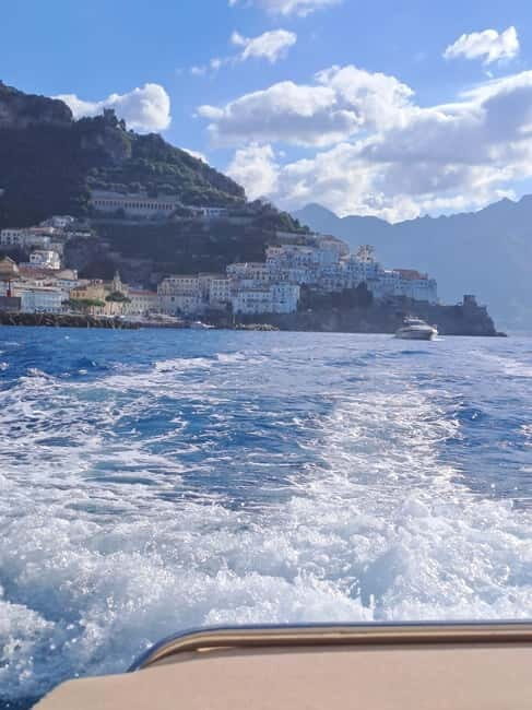 Boat excursion along the Amalfi Coast - Who Will Love This Experience?