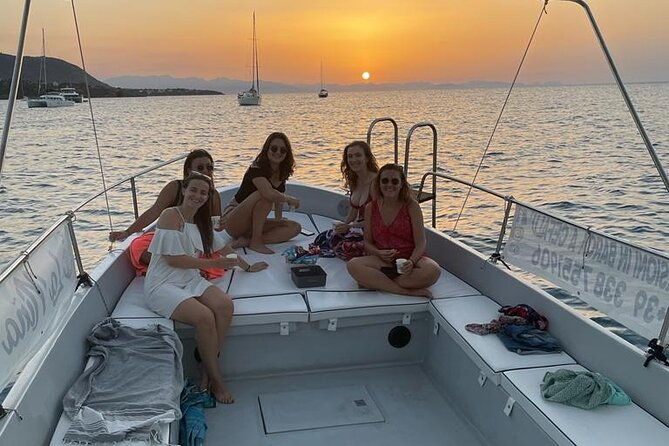 boat-excursion-along-the-coast-of-cefalu