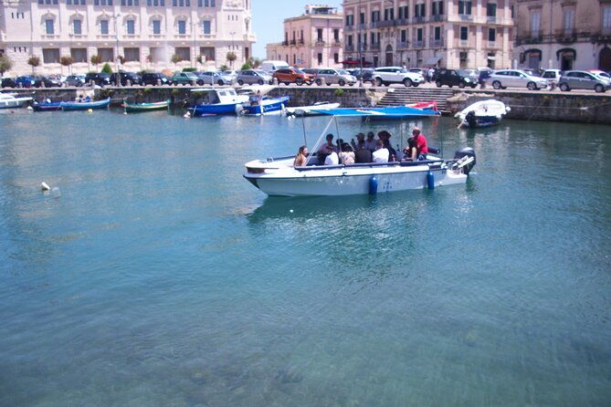 boat-excursion-of-ortigia-island-from-syracuse