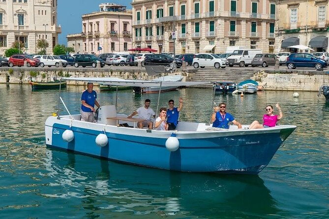 boat-excursion-of-ortigia-island-from-syracuse