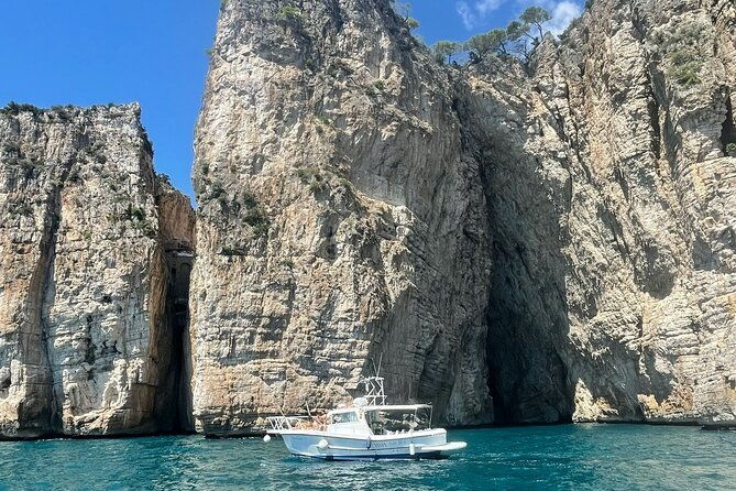 boat-excursion-to-gaeta-with-a-stop-for-swimming-and-snorkeling-2-hours