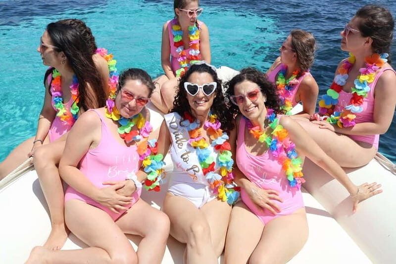 Boat excursion with bachelorette and bachelor party - Who Will Love This Tour?