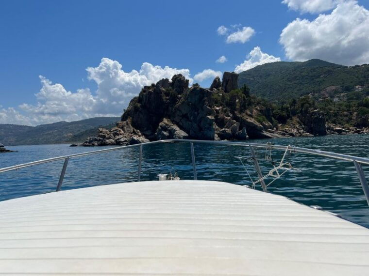 boat-excursions-in-cefalu