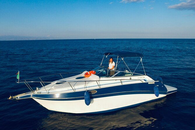 boat-excursions-in-the-bay-of-taormina-and-gardens-on-a-private-basis