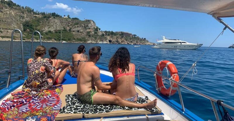 boat-excursions-isola-bella