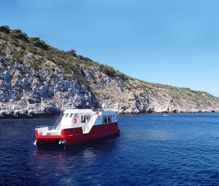 Boat Party al Tramonto nelle acque del Salento con Drink - Who Should Consider This Tour?
