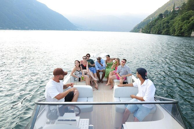 boat-party-on-lake-como-open-bar