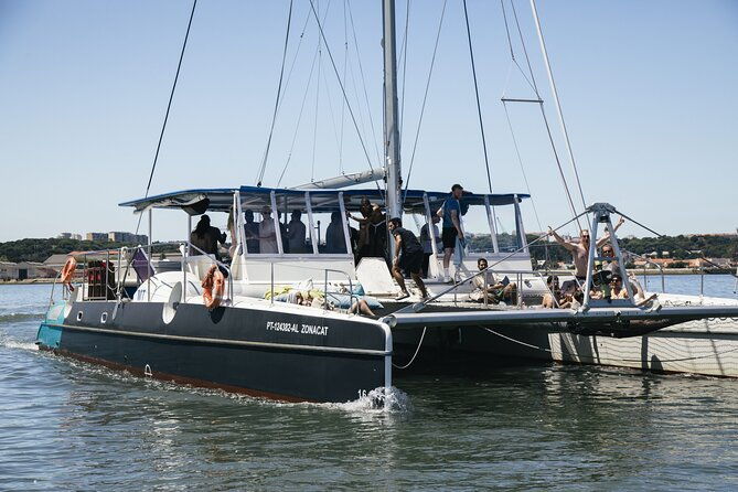 boat-party-party-on-the-tagus-river