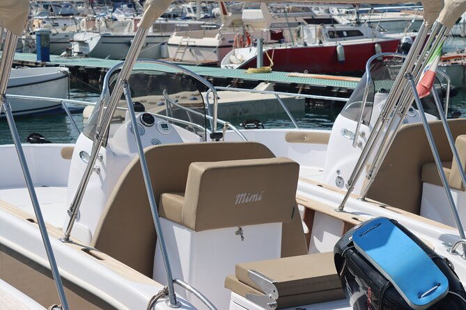 boat-rental-in-salerno-rent-without-license-2
