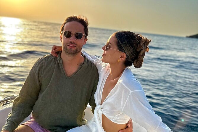 boat-rental-in-santorini