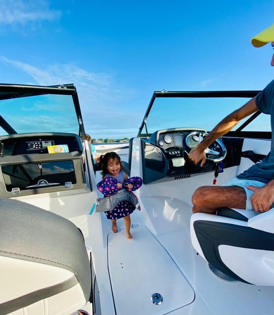 boat-rental-with-captain-in-miami-beach-up-to-6-people