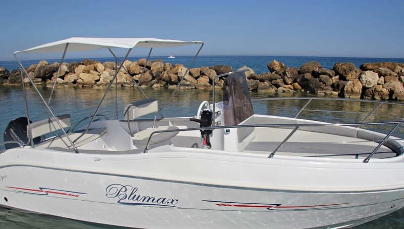 Boat rental without license in Letojanni (Half day 4h) - The Boats and Onboard Comfort