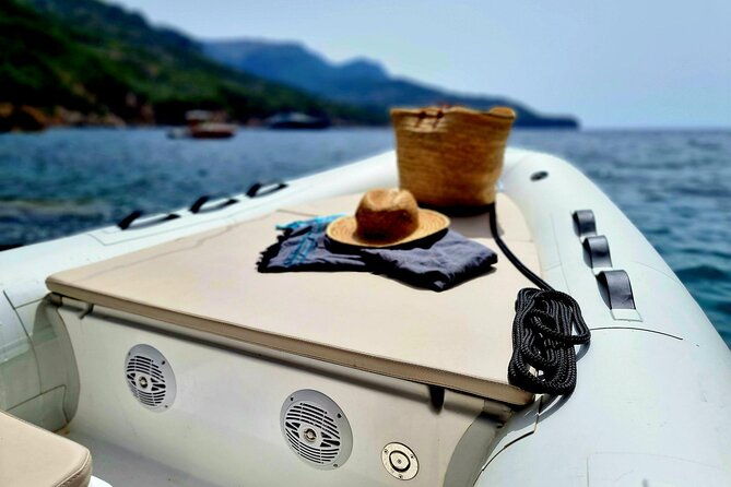 boat-rental-without-license-required-from-pontedeume