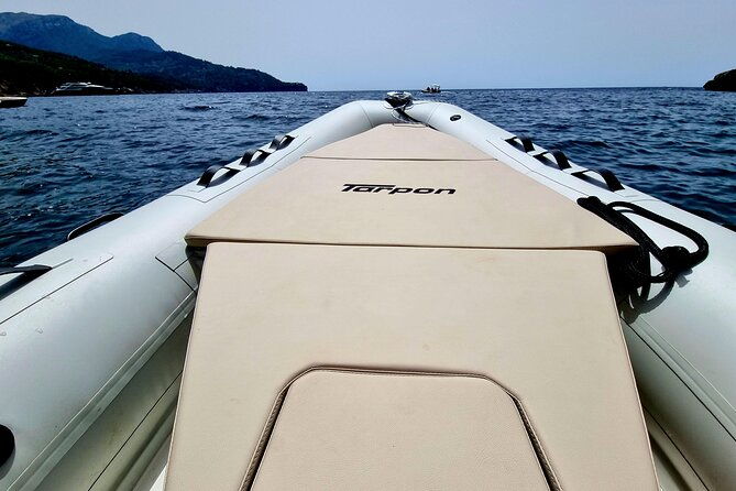 boat-rental-without-license-required-from-pontedeume